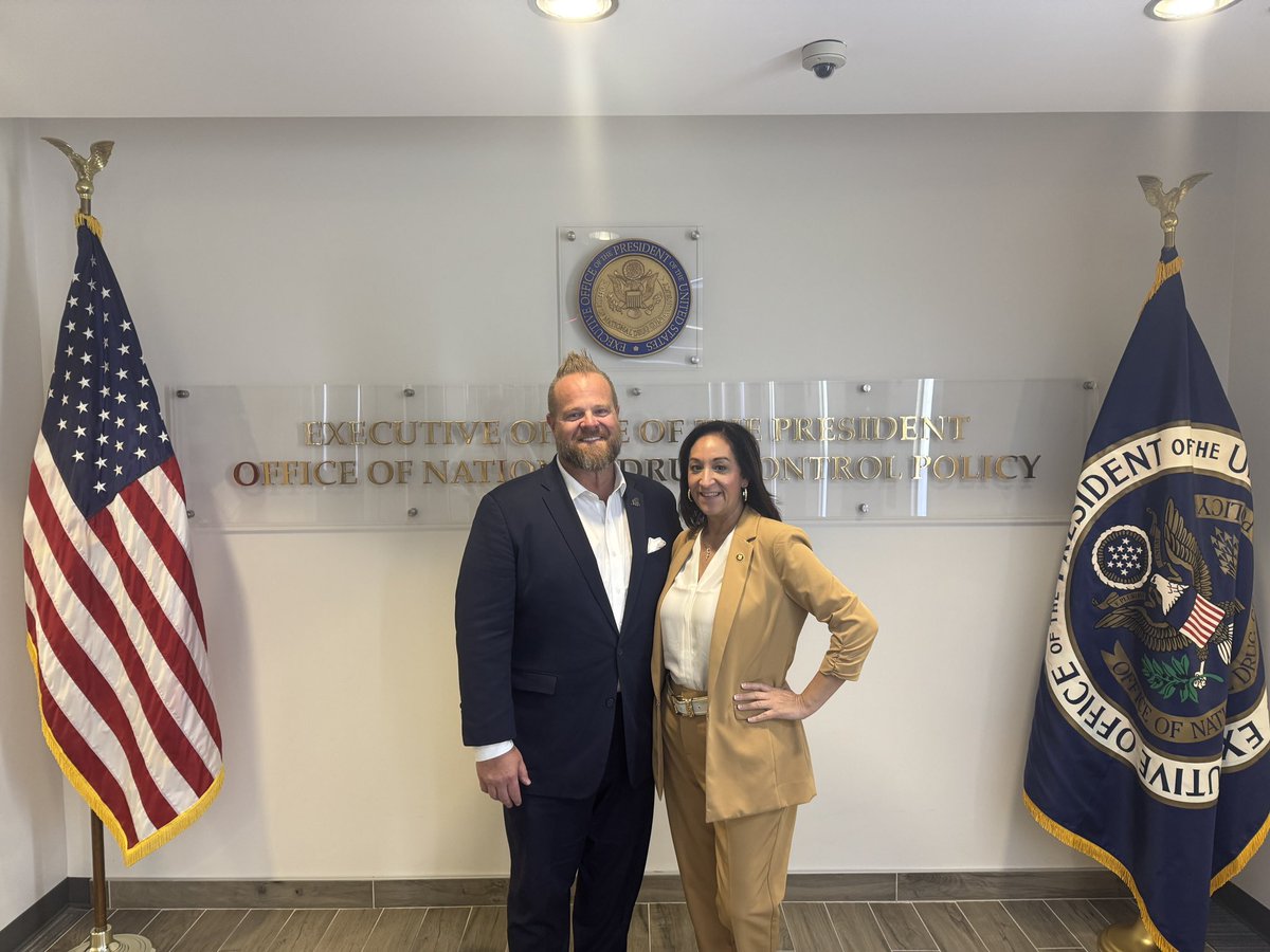 ImFiredUp2's tweet photo. Thank you to Victor Avila Deputy Director to the Presidents office of Drug Enforcement for having us come by for a chat. 

🫡🇺🇸🇺🇸🇺🇸 https://t.co/6w9JIr44YE