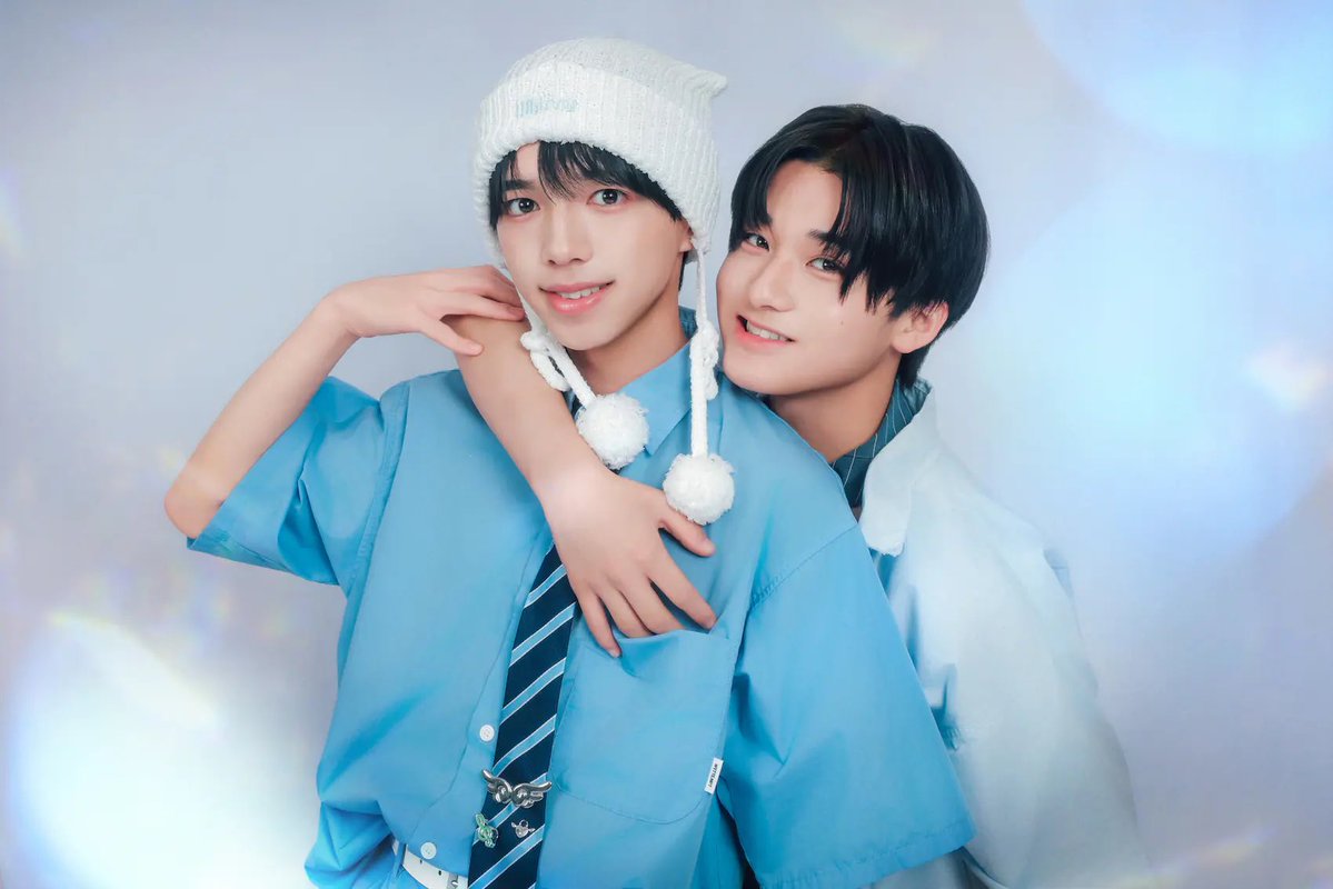 realsoundjp's tweet photo. 【徹底対談】つばさ男子プロダクション🪽

🔗https://t.co/2juLsFAxeP

🔹THE SUPER FRUIT 小田惟真＆星野晴海
🔸世が世なら!!! 大谷篤行＆添田陵輔
🔹SHY 生水稜也＆脇龍真
#スパフル #世が世なら #SHY https://t.co/w0PzgbcP7e