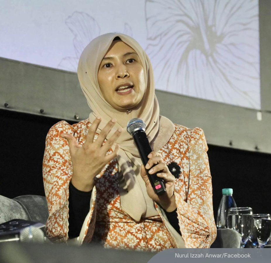 NewsBFM's tweet photo. Nurul Izzah Anwar will take a temporary break from her position as PKR deputy president after the party’s congress next week, following the rejection of her request to resign from the post.

Vice-president Saifuddin Nasution will temporarily assume her duties.

The move comes two months after Amirudin Shari replaced her as co-election director. He will now fully take over as the party’s election director.