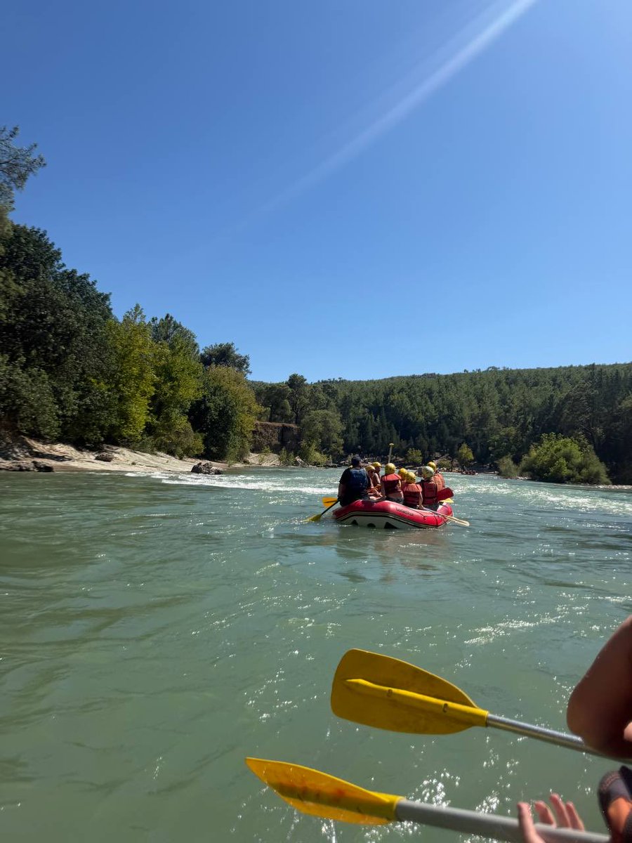 Annie_fps's tweet photo. Rafting!Enjoy the other side of the world, away from the city noise~ https://t.co/fwJVgV3blB