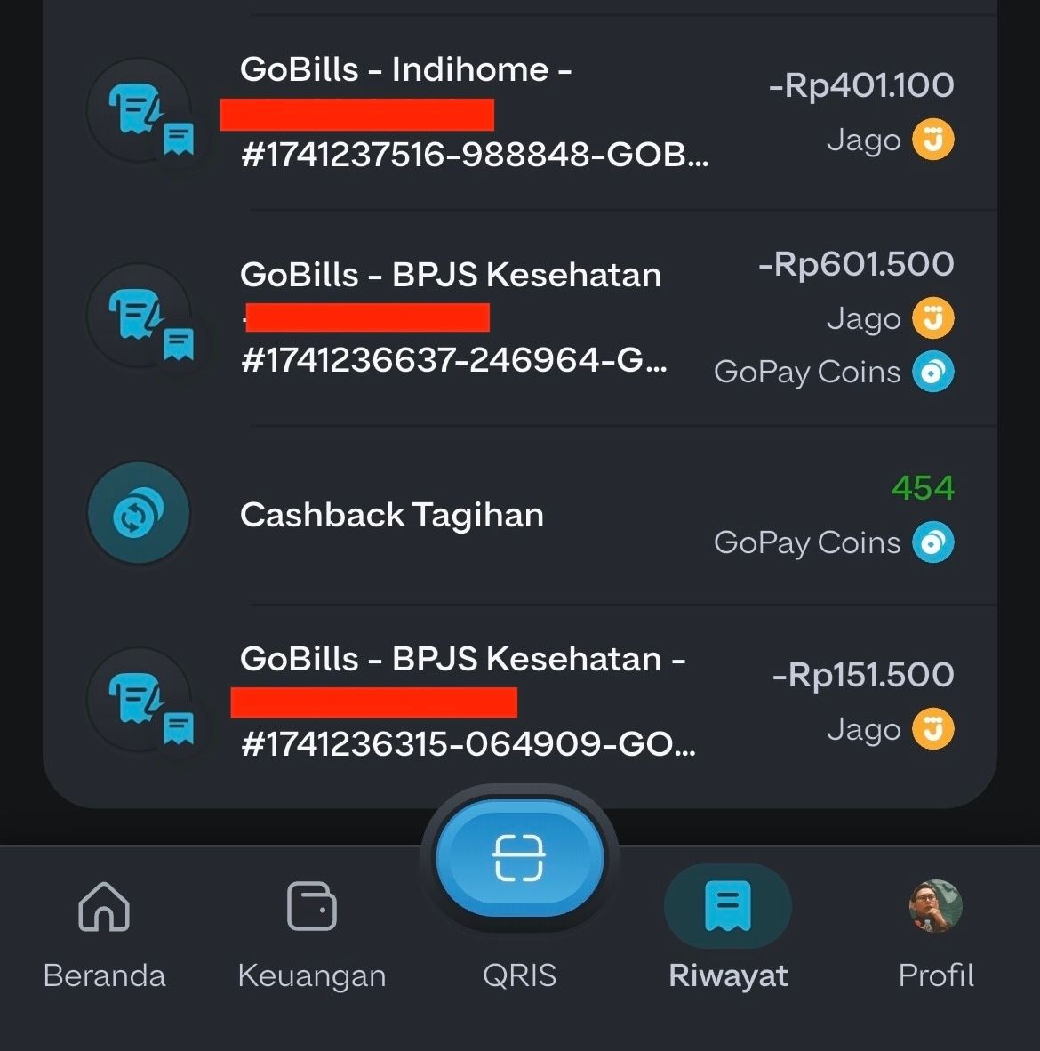 Stakof's tweet photo. "Kalau masih pakai BPJS, gausah banyak bacot."

Mohon maaf, BPJS itu tetap bayar. Saya sendiri bayar untuk lima orang (ibu, saya, istri, dan dua anak).

Jadi, saya bayar rutin tiap bulan, tanpa pernah sekali pun terlambat atau menunggak.

Saya bukan mengemis. Saya bayar!

🥰 https://t.co/MEICfPdHAT