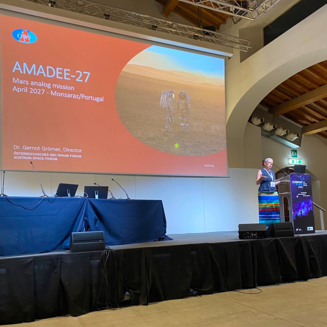 oewf's tweet photo. We're at @CosparHQ in Florence ๐ฎ๐น with SPHEREโour EU-funded space education project bringing Mars analog missions to students across Europe. Stop by our booth to meet analog atronaut Olivia Drayson & Angelos Lazoudis from EA.
More: https://t.co/GIGsisa7Si
#SPHERE #simulateMars https://t.co/Y71JYGgONC