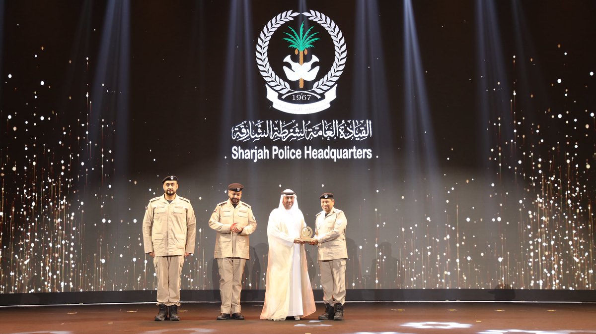 ShjPSA's tweet photo. تخريج منتسبي دورة أصدقاء الشرطة (39) وصديقات الشرطة (8) بالشارقة

https://t.co/9Ydj3kzIXR https://t.co/cgrInsxvRa