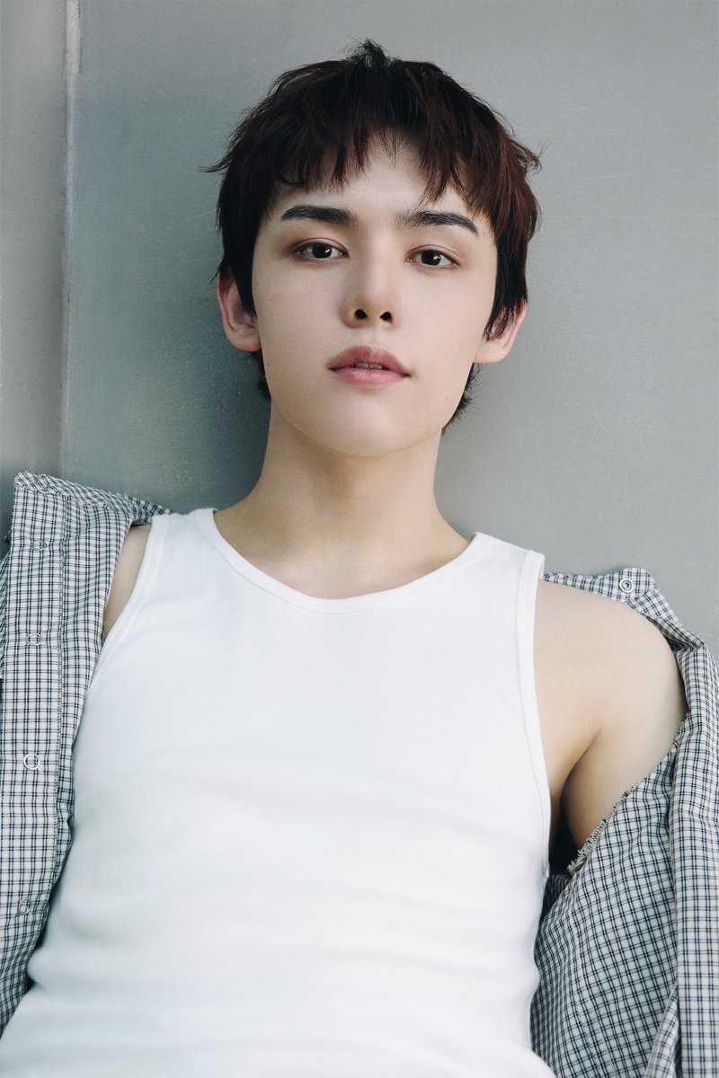 AxMxP_official's tweet photo. Wanna Get Closer?

HELLO AxMxP 
➢2026.08.12 6PM (KST)

#크루 #CRU https://t.co/Li1KjBvyQ4