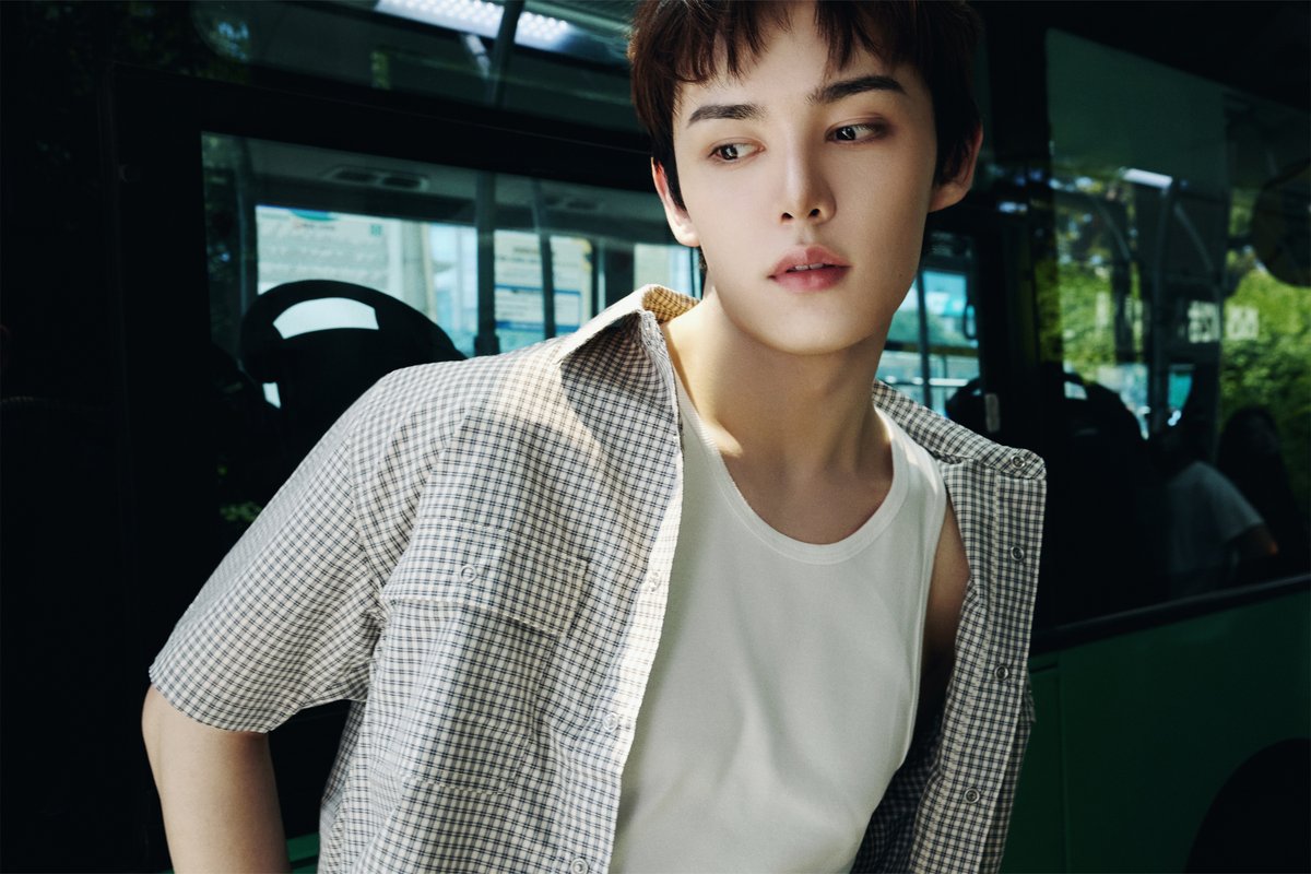 AxMxP_official's tweet photo. Wanna Get Closer?

HELLO AxMxP 
➢2026.08.12 6PM (KST)

#크루 #CRU https://t.co/Li1KjBvyQ4