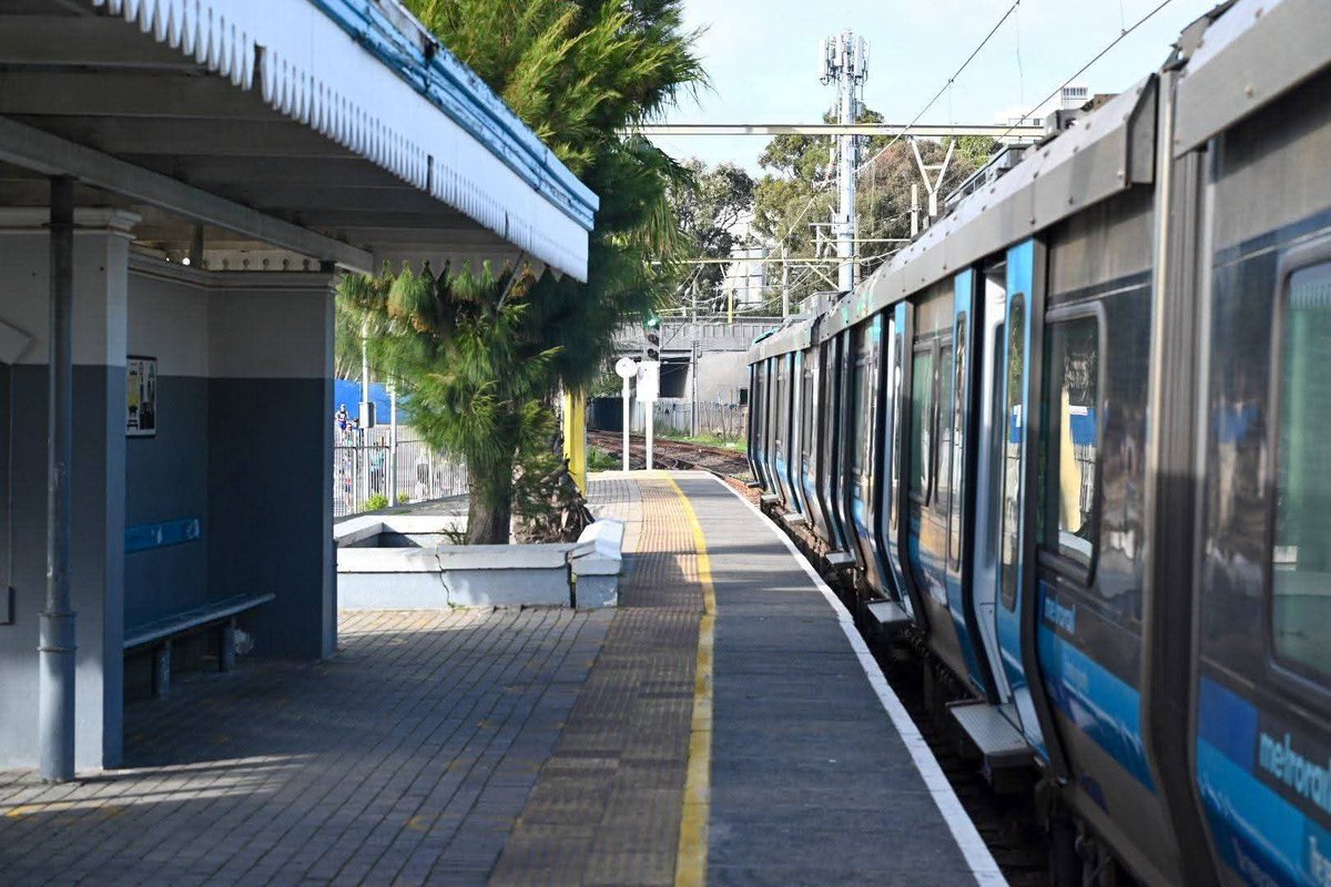 _cosatu's tweet photo. #SATAWU gives #Prasa 48-hour notice to embark on a strike
#LivingWage
#ClassWar
#ClassStruggle @PRASA_Group @Dotransport @ewnupdates @SABCNews @JacaNewswatch @moloko_moloto @NqobileMadlala @Newzroom405 @POWER987News @KayaNews@jozifm @Radio702 @iol https://t.co/y4DeAnyv5h