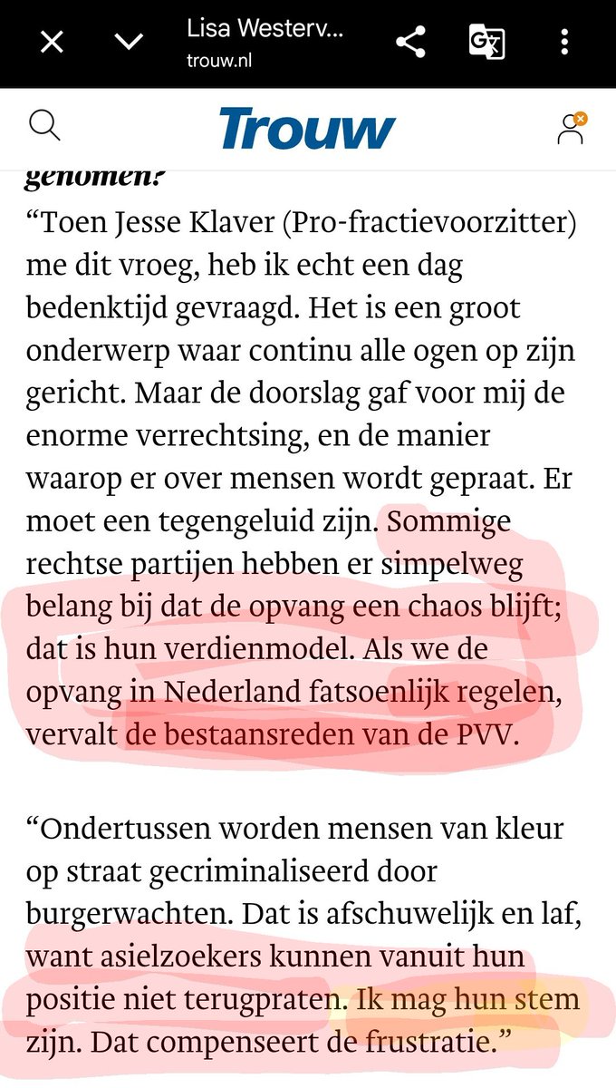 moeva18's tweet photo. Volgens @Lisawesterveld is de asielopvang een zooitje dankzij rechtse partijen. Want asiel is hun verdienmodel. De PVV zou, volgens Lisa, zelfs niet meer bestaan als asiel op orde zou zijn.

Toch best gek dat in elke organisatie die verdient aan asiel voornamelijk erg linkse mensen directeur, bestuursvoorzitters ed zijn.
Binnen het COA, de IND, Vluchtelingenwerk, inburgerings en integratie bedrijven, NT 2 onderwijsinstellingen, NGO's voor ongedocumenteerden etc overal zitten  linkse mensen aan de knoppen en politici uit het linkerflank houden er hen aan het werk door tegen strengere migratiewetgeving te stemmen.

Weet Lisa ook wel maar Lisa geniet er vooral van om asielzoekers klein te houden want dan kan Lisa nog een paar jaar hun stem zijn voor dik 11 K per maand.

https://t.co/0Ky0TxVHht