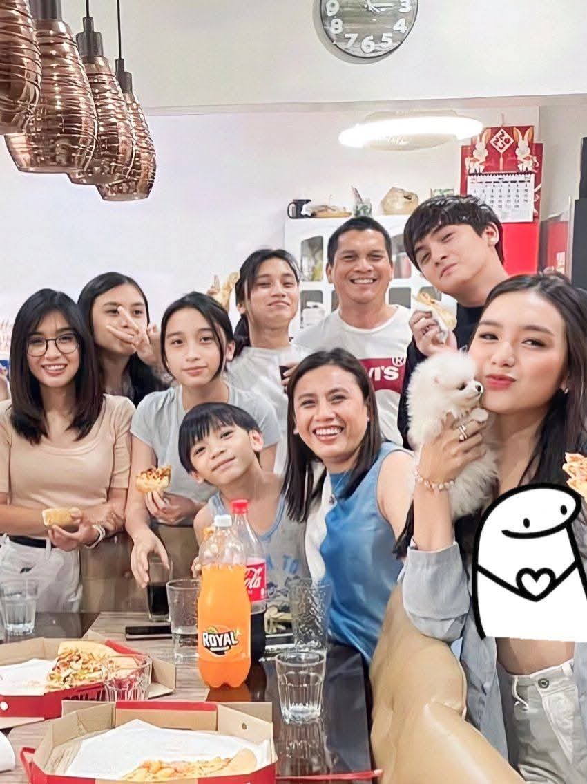 ChinGo441174488's tweet photo. Throwback Thursday muna tayo manga ka Cloudies!!!๐
#FranSeth https://t.co/tfVrwmDijQ