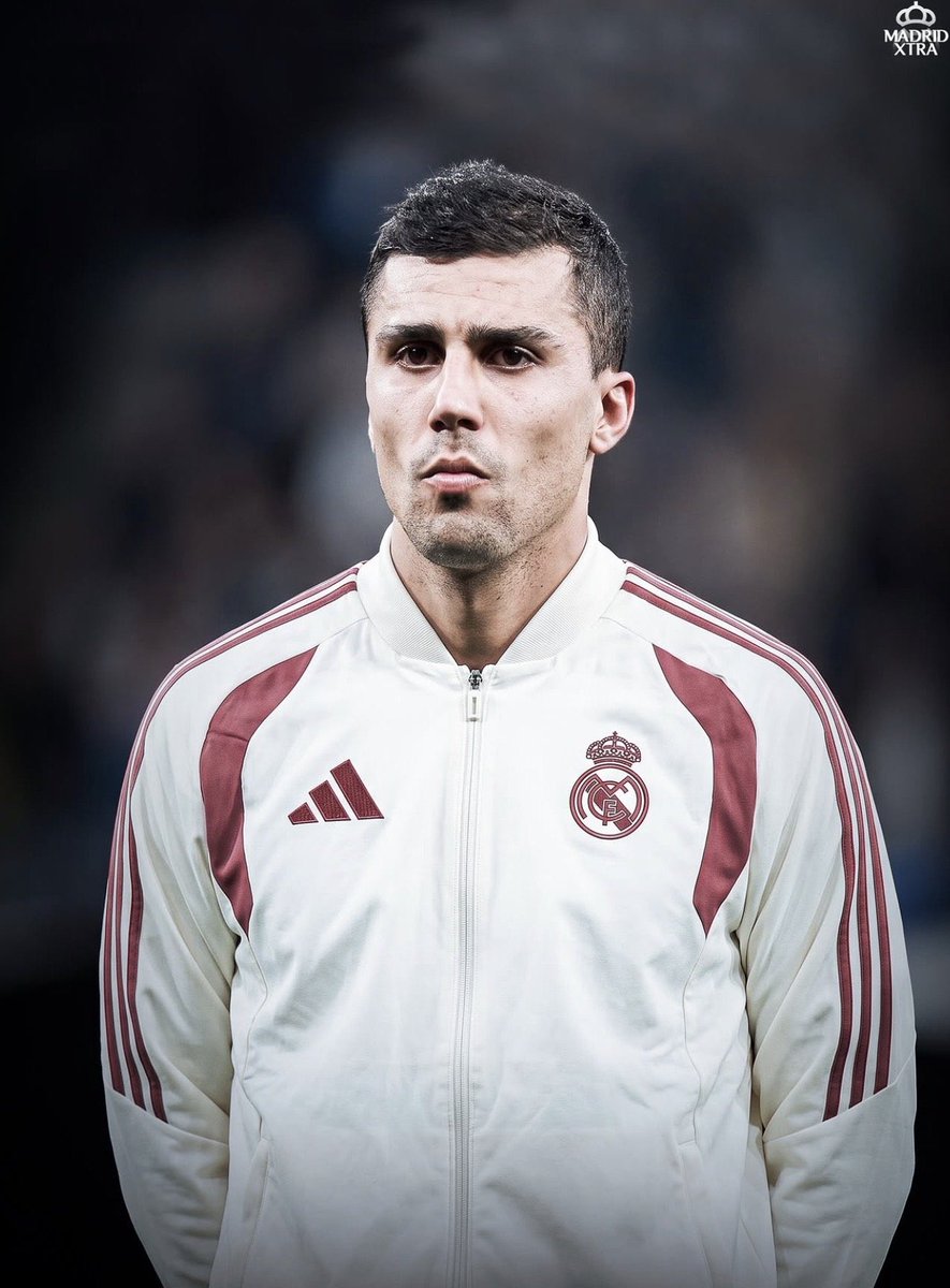 FHDALALI90's tweet photo. @realmadrid Por favor @realmadrid , un último intento por Rodri. https://t.co/NM885sszdL