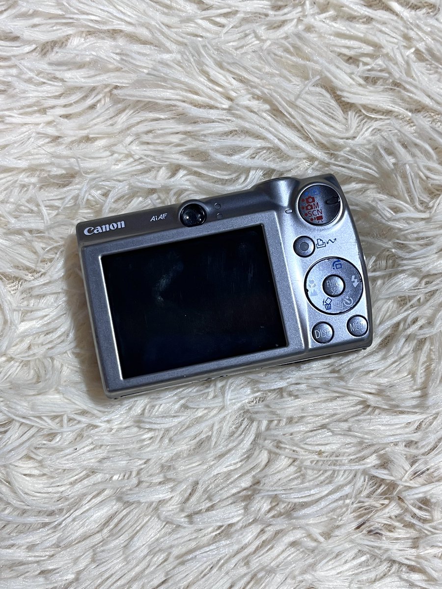 namfonovf's tweet photo. Canon ixy 900is รุ่น k.พั้นรักแมว
 บอดี้มีรอยตามการใช้งาน ทำงานเต็มระบบ จอสวย เลนส์ใส ราคา 4990ส่งฟรี✨ สิ่งที่ได้ ตัวกล้อง แบต เมม ที่ชาร์จแบต ที่ดึงรูป 💖
#กล้องดิจิตอล #กล้องดิจิตอลมือสอง  #ส่งต่อกล้องดิจิตอล #กล้องมือสอง https://t.co/FYdXb22hxz