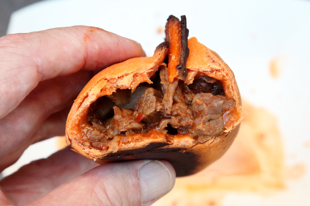 EIT's tweet photo. When you bite into a salteña, lean in! Read my roundup of New York-area food events for August 6-9 — not just Bolivian, but also Ecuadorian, Indonesian, Italian, Pakistani, Peruvian, and more https://t.co/twJGIp9QuL https://t.co/gXrFu0E5AI