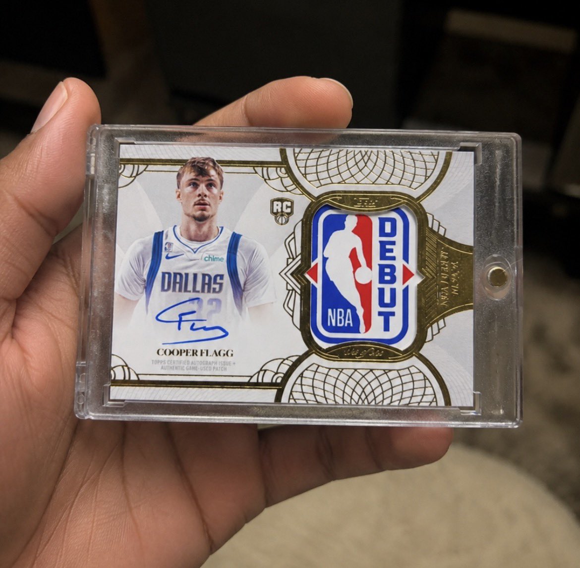 iiposthooks's tweet photo. @Topps @backyardbreaks_ 
ITS PULLED I GOT IT 1of1 cooper flagg rookie patch auto. let’s go https://t.co/1sB9Fka9DX