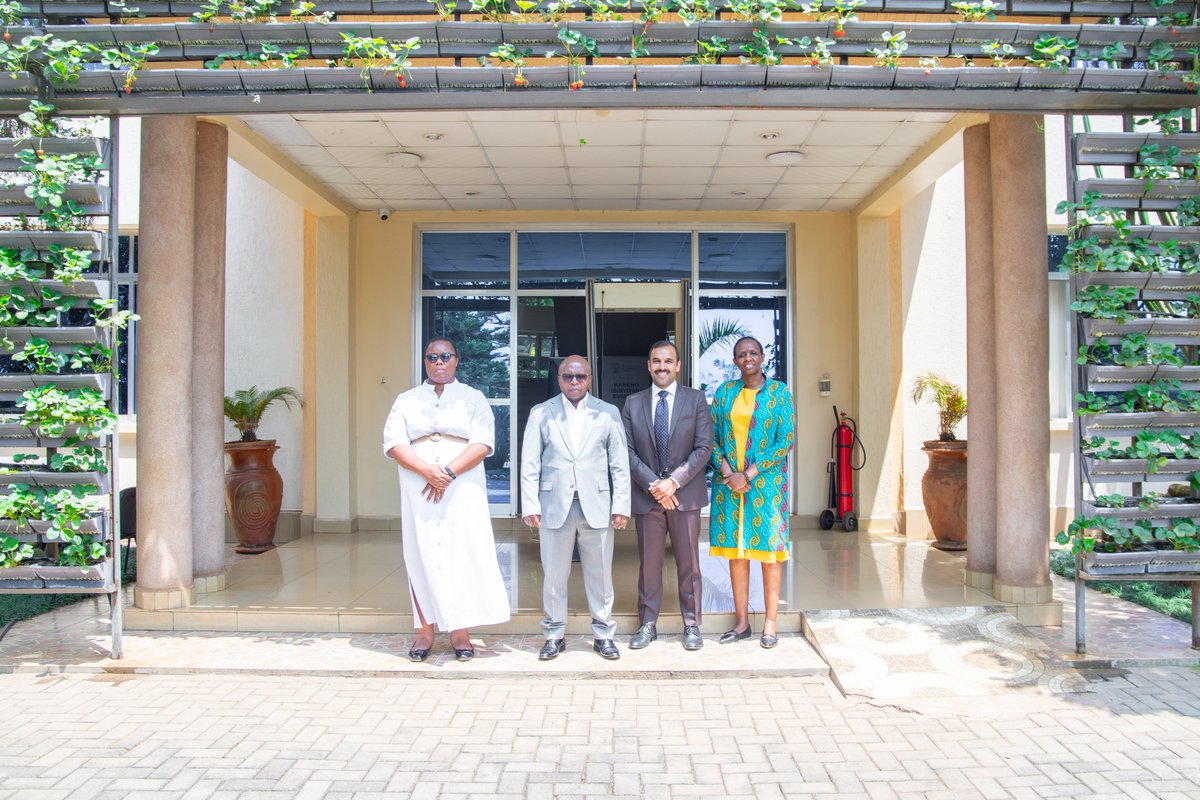 RwandaAgri's tweet photo. Today, Hon Minister of State @solangeuwituze   met Mr. Samir Ibrahim CEO & Co-Founder of SunCulture and Dr. Agnes Kalibata, Founder & Chair of the C4Impact Advisory Group. Their discussions focused on collaborating to harness solar power technology to advance hillside irrigation for agricultural transformation
#AgriUpdatesRw