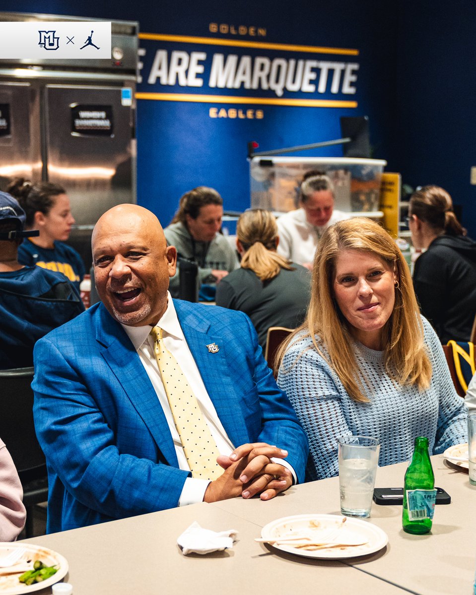 MarquetteWBB's tweet photo. 𝙿𝚁𝙴𝚂𝙸𝙳𝙴𝙽𝚃𝙸𝙰𝙻 𝙰𝙿𝙿𝙴𝙰𝚁𝙰𝙽𝙲𝙴
Thanks for stopping by and spending some time with us yesterday, @MarquetteUPres 💙
#WeAreMarquette | #playwithHEART https://t.co/S2I0HxABZz