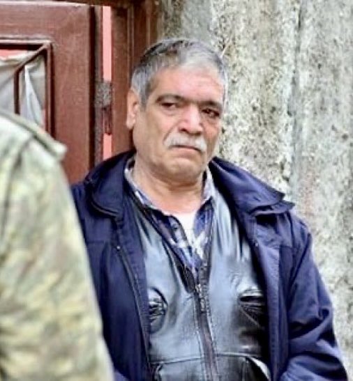 ProfDrYavuzKaya's tweet photo. Çerçeve yasaya imza atanlar,,
Bu fotoğrafa iyi bakın…🔻
Sonra çıkın karşımıza, gözümüze bakın. https://t.co/qT0i9dCsf2