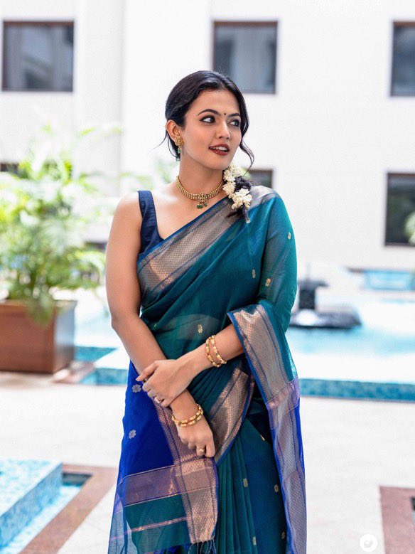 muthalbo's tweet photo. Aparna Das
#Aparna #AparnaDas https://t.co/Yy3qxfbrKB