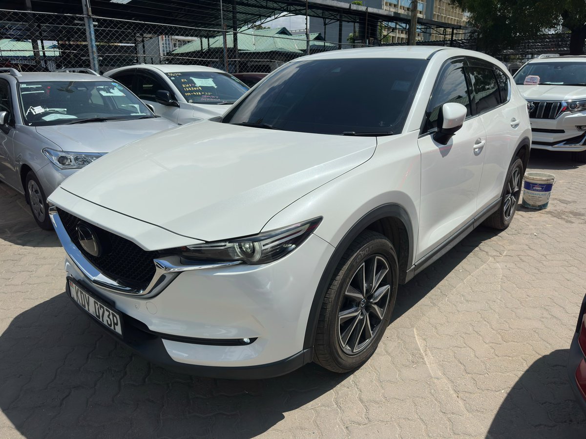 alasirimotors's tweet photo. 2019 Mazda CX-5 , 2.5L Naturally Aspirated engine available for Kshs. 3,350,000
Check out more details on our website 
https://t.co/cioZ8pLiZw https://t.co/V2aq0qYft2