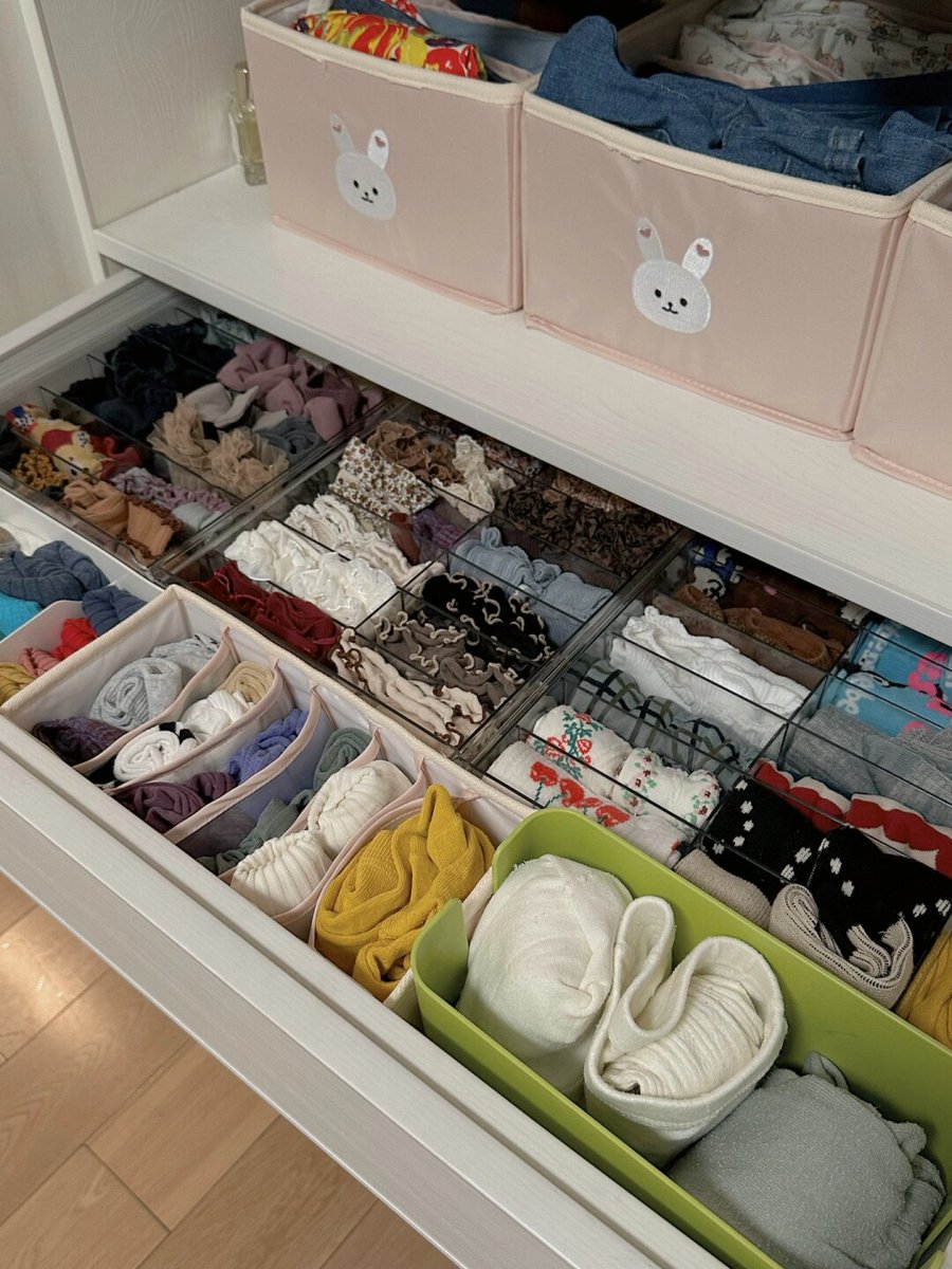 DeklerkSteve's tweet photo. Cleared out 3 boxes of old stuff this weekend—say hi to more shelf space, less clutter, and those forgotten photo prints I thought I’d lost!  #DeclutterDiaries https://t.co/yTF69f5M2F