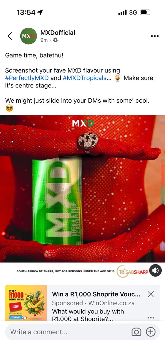 Blessingmdebuka's tweet photo. @MXDofficial_ Found my favourite and gave it the spotlight it deserves! 😍💚 MXD Vodka &amp; Pine is always the main character. Now it’s your turn to slide into my DMs with something cool! 😉🍹 #PerfectlyMXD #MXDTropicals
@MXDofficial_ https://t.co/ngpbsuB7Y6