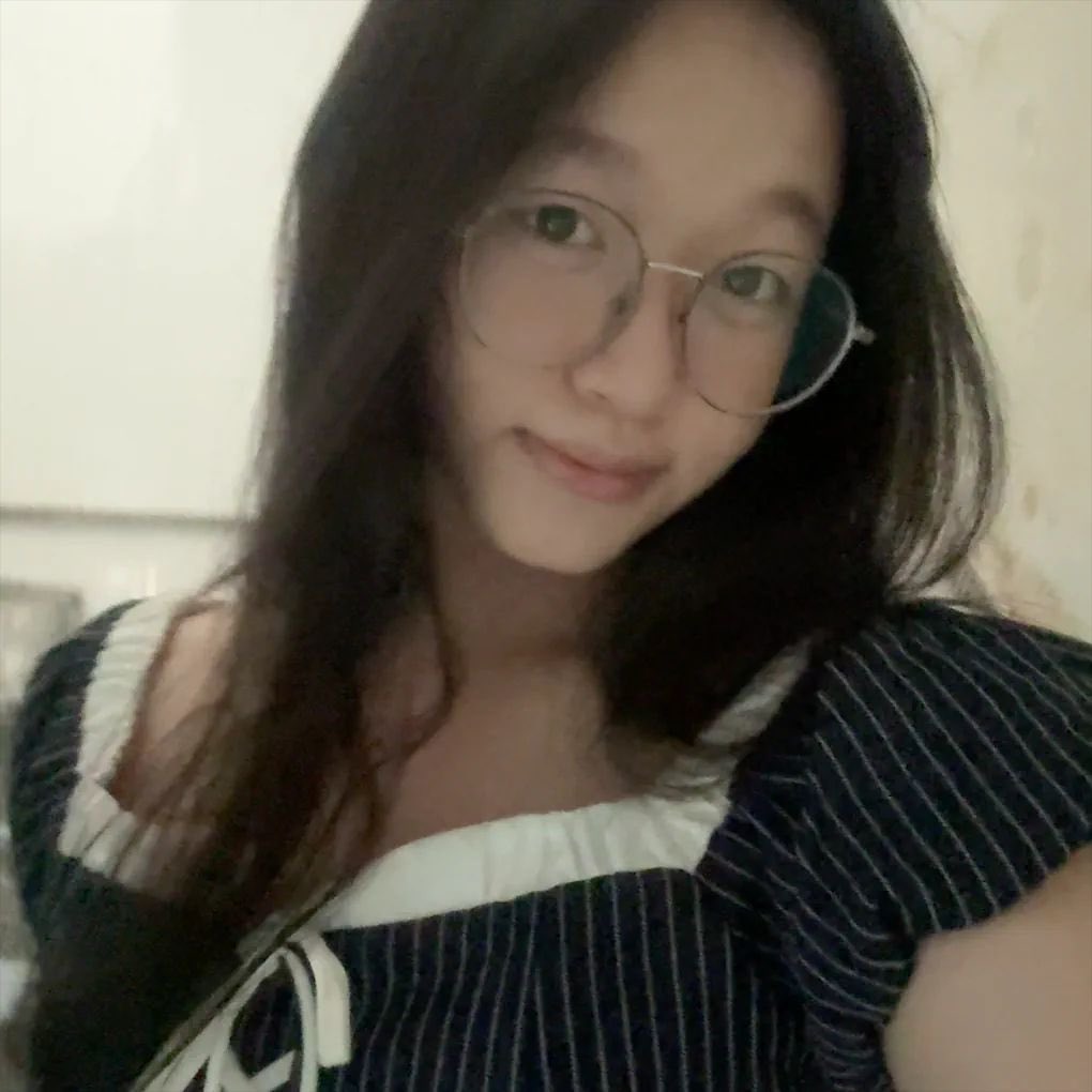 Mayconchocai's tweet photo. Nhã Yến 2k10 đúng là cái con đĩ Ngày nào cũng há cái lỗ lồn thối ra gạ bạn bè địt, miệng thì rủ rê Địt tao đi lồn tao đang ướt nè Mặt mũi như gái đứng đường, thân xác như bao cao su đã dùng rồi vẫn còn gạ từ thằng này sang thằng kia đúng là xodn đĩ rẻ tiền https://t.co/Z1X46bNLpg