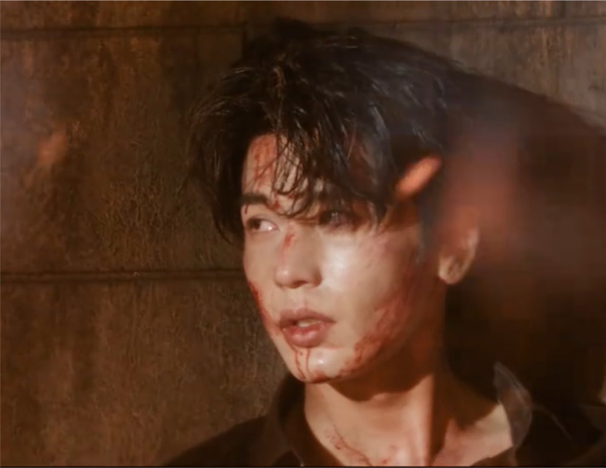 thatyappergrace's tweet photo. I have so many things to say about #Overdo you’re gonna have to deal with me for months. 

But how can he serve face card even in the most difficult situations? 🫣 I was crying badly (like BADLY) but also kinda wet SORRY 

#ZhangLinghe https://t.co/CFbsnhJThQ