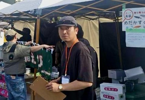 abi4747's tweet photo. 週末からお盆休みの方が多そうですね♪
上野のJUSTGEEKさんにえびちゃんお送りしました😊
上野散策してJUSTGEEKで涼んでください♪
#JUSTGEEK #さと美えび https://t.co/G16sr3mftm