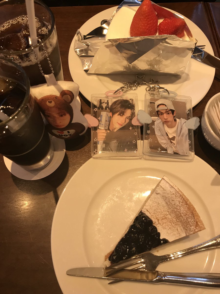 556vrn's tweet photo. 하바스 먹고싶어요 https://t.co/7F4pT1PUq0