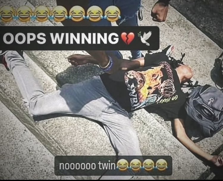 bunnykookiez's tweet photo. when peak yaoi is always short yet bullshit gets dragged out for 100 chapters https://t.co/uPOFDl03YD