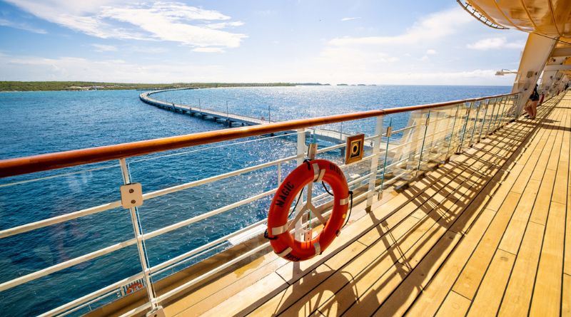 MainStChatter's tweet photo. Disney Cruise Line's commitment to protecting the Bahamas' environment at Lookout Cay has resulted in a unique experience for long-time cruisers, now distinct from Castaway Cay.
#Disney #DisneyParks #DisneyNews
📷: Touring Plans https://t.co/ezF7KvxmAB