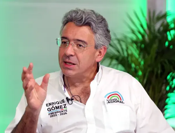 Horadelaverdad's tweet photo. #ENVIVO "Esto es la crónica de una impunidad anunciada. 

Desde 2020 se habría congelado la investigación de la Fiscalía para, según la denuncia, favorecer a integrantes del alto gobierno de Ernesto Samper en el caso del magnicidio de Álvaro Gómez, que completa 30 años sin esclarecerse." @Enrique_GomezM 

¡Conéctese!

Escúchenos en:
YT
https://t.co/R5qc9ezDXn