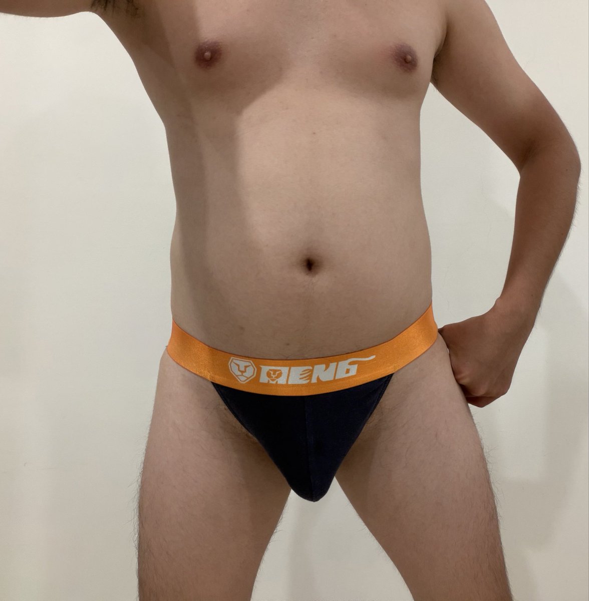 TIM777a9's tweet photo. 跑到樓梯拍一下🤫 https://t.co/uzjYxy4cKu