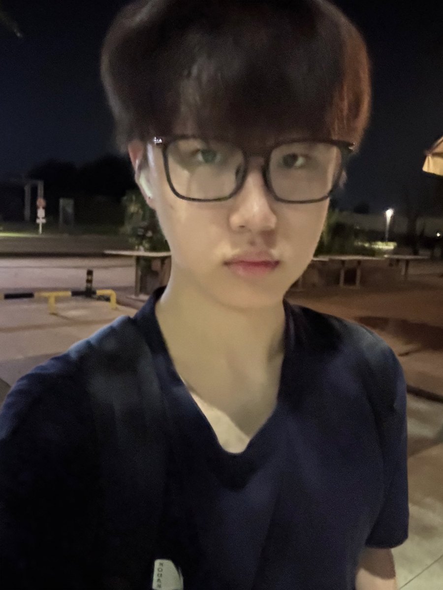 olop10887's tweet photo. 广东同龄dd #男高 #10年 https://t.co/maj6SMPumu