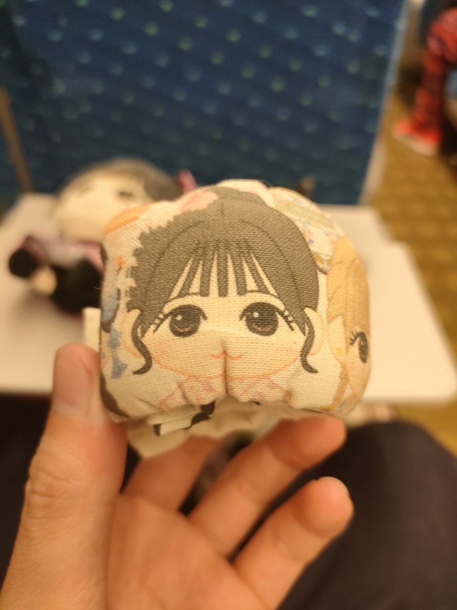 Chirupori's tweet photo. カプセル開けたらうちの推しがすごいことに…これはこれでかわいい🩷 https://t.co/HepEtMBbTv