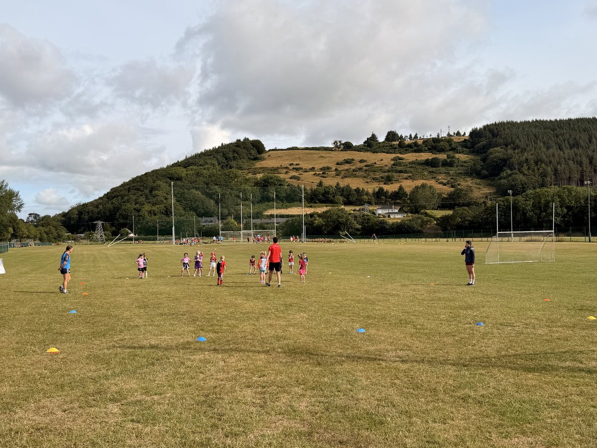 GavinPromotion's tweet photo. Great to see 101 smiling faces at the Cul Camp in @DripseyGAA this morning . Loads of coaches and helpers which makes for a great week for all the boys and girls. @MuskerryGAA @OfficialCorkGAA @CorkGAACoaching https://t.co/WzfwEse05G