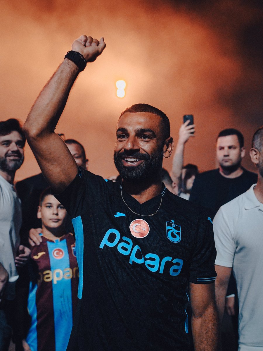 darkwebhaber's tweet photo. Trabzonspor, Salah transferini KAP'a bildirdi:

🔺2 yıllık sözleşme
🔺Yıllık ücret: 10 milyon Euro
🔺İmza ücreti: 7 milyon Euro
🔺Her sezon için şarta bağlı bonuslar
🔺Satılan ürünlerden %20 pay
🔺Menajerlik ücreti: Oyuncuya ödenecek brüt ücret tutarının %5'i https://t.co/AdXPaVCbJf