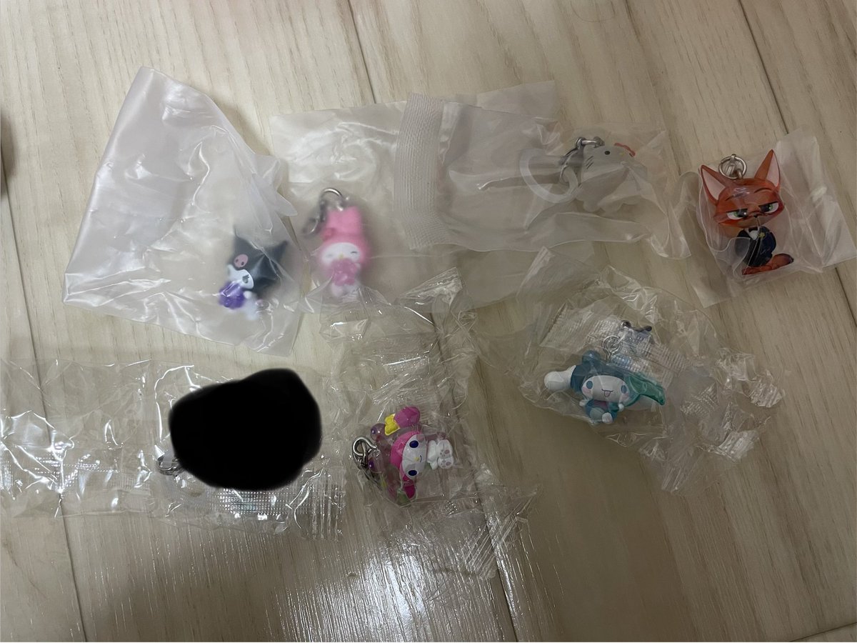 miyou330720's tweet photo. めじるしアクセサリー ガチャガチャ 交換 クリスタル ヨッシー サンリオ シュガバニ モフサンド たまごっち
譲→写真1,2,3枚目(めんだこキティは条件厳しめ)
求→4枚目のみ
都内手渡しにてお取引き希望。郵送不可！
場所によって千葉埼玉も可能。条件の合う方がいらっしゃいましたらお声かけください https://t.co/EDR1Y11FDA
