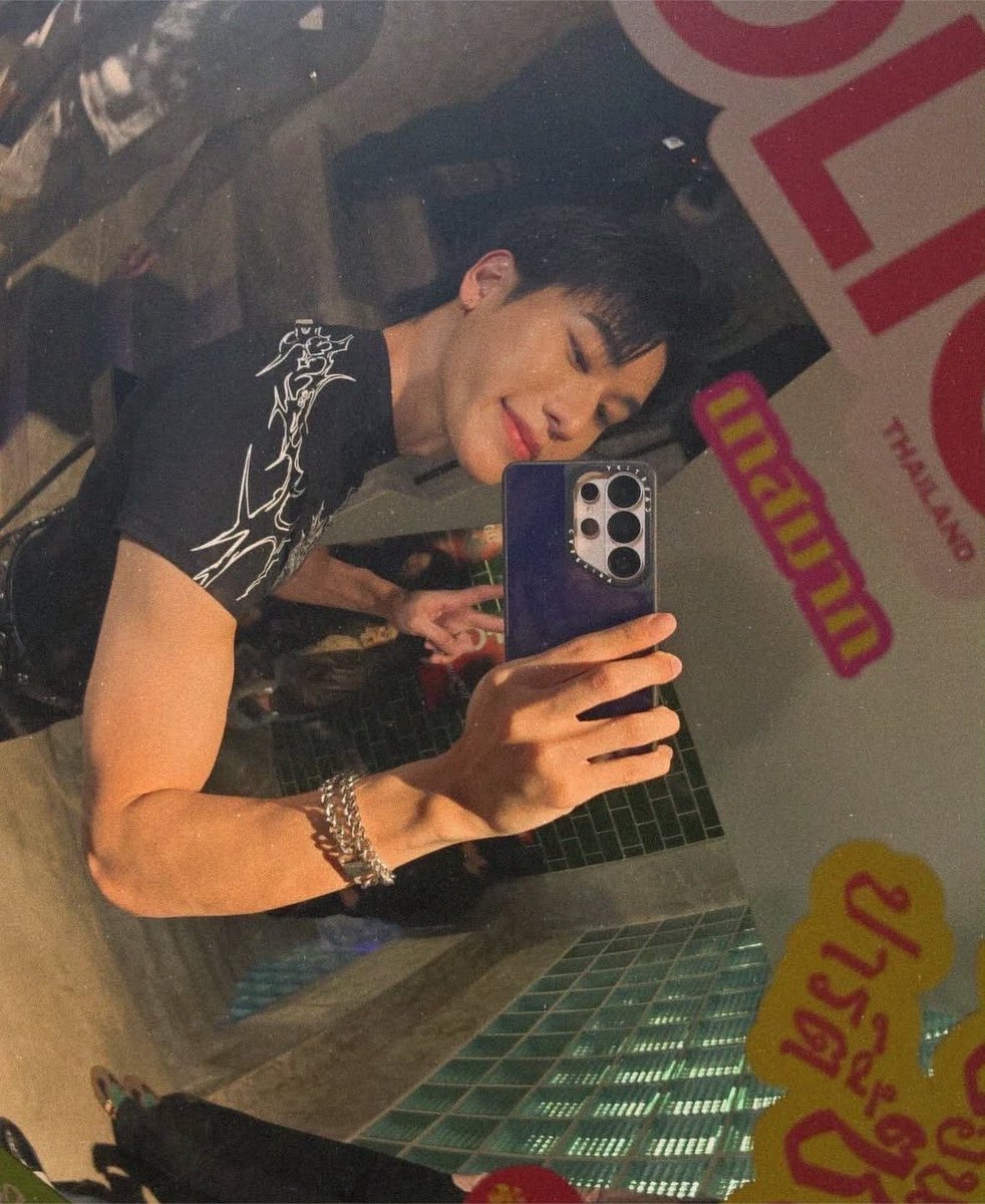 smontumtum's tweet photo. เข้าโค้งอันตรายอย่างต่อเนื่อง 

คำเตือน : ผู้โดยสารอย่าลืมสวมหมวกกันน็อค👄
#เดอะบอยอินซอยปาร์ตี้
#MensFolioThailand
#ออฟโรด #offroadKTP #OFFROAD https://t.co/gwEInIJJjC