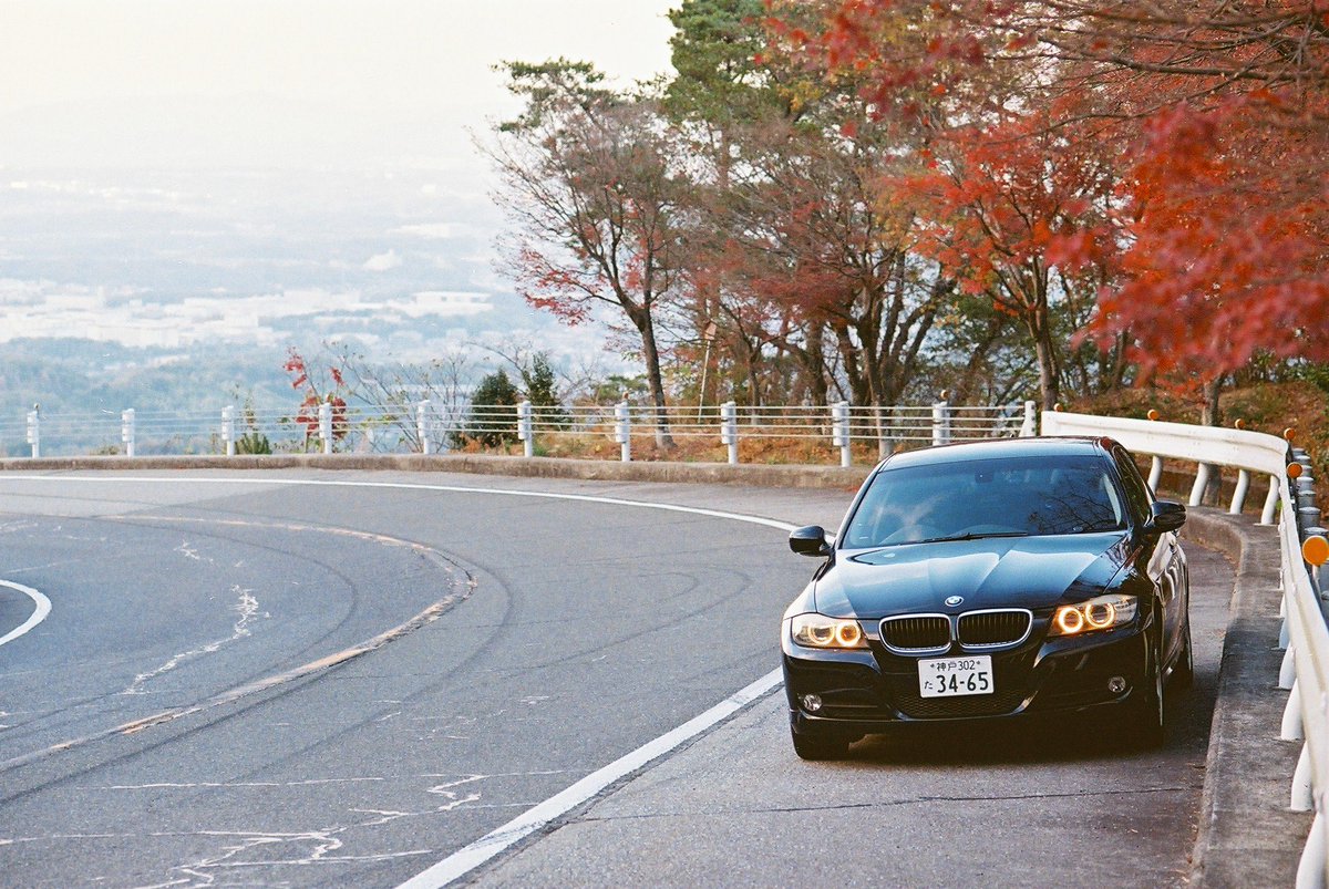 HIRO_BMW's tweet photo. フィルムカメラ(Nikon F100)で残すE90
春夏秋冬セット https://t.co/wg9P4pUinn