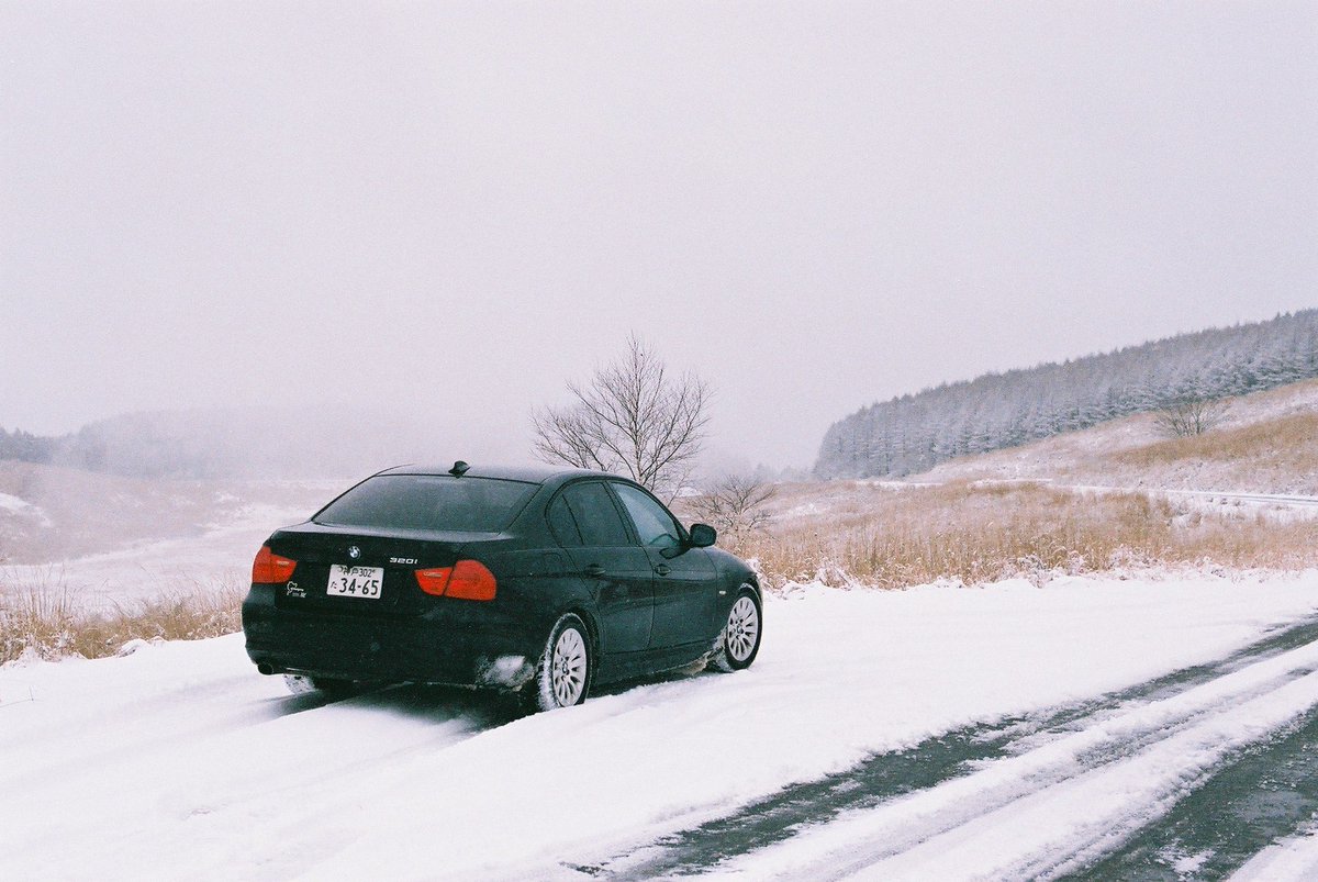 HIRO_BMW's tweet photo. フィルムカメラ(Nikon F100)で残すE90
春夏秋冬セット https://t.co/wg9P4pUinn