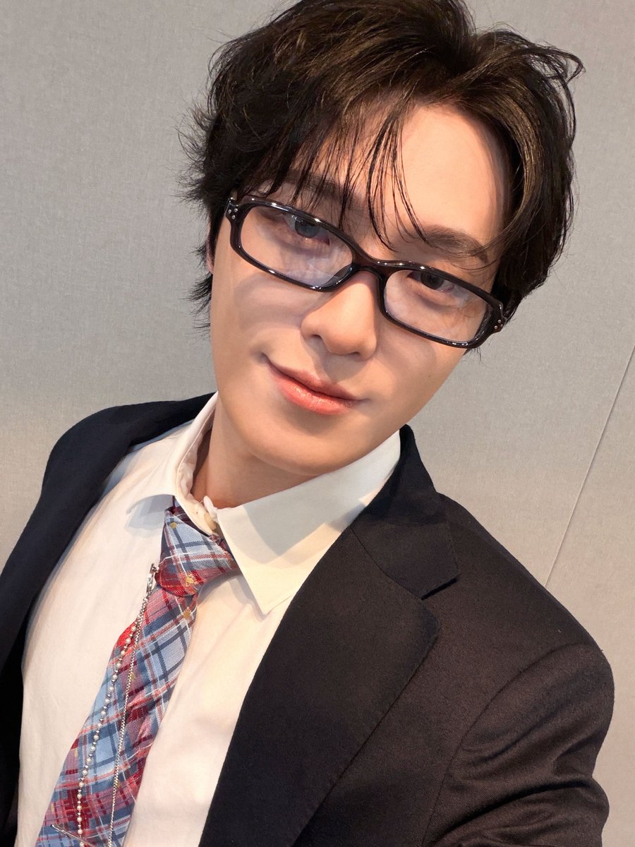 wonubliss's tweet photo. DINO 🌟🖤✨ https://t.co/OgW1PucmXn