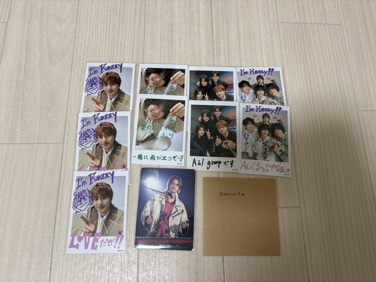 ppalsin6se's tweet photo. Aぇ!group Runwayグッズ交換
求)末澤
譲)佐野、小島、全体(白黒)
　でこぼこライフCD特典:小島
郵送または都内手渡し希望(池袋渋谷辺り)
交換可能な方DMまたはリポスください。 https://t.co/U0g1sfvz4y