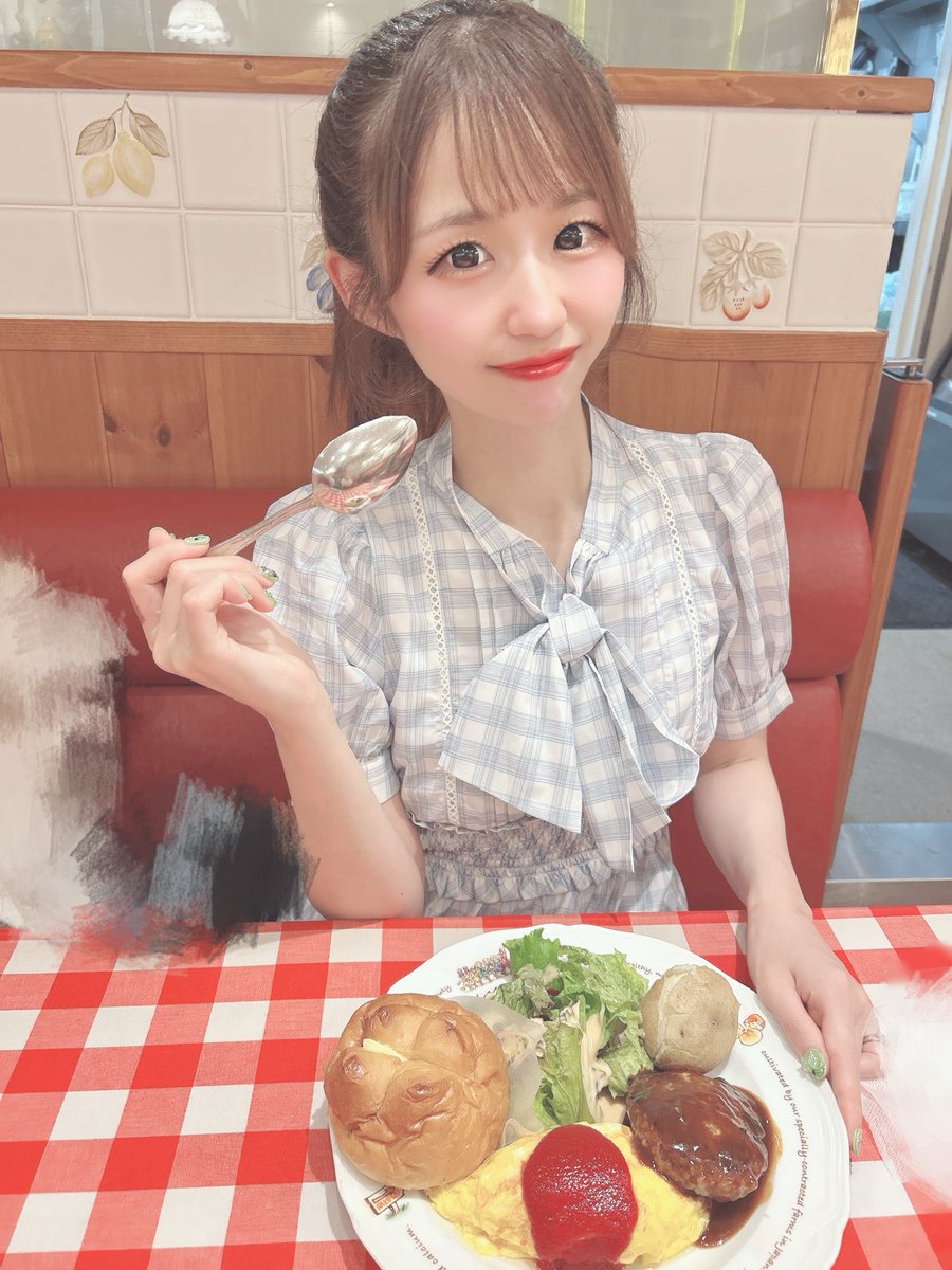 ereha_pt's tweet photo. お肉もパンもライスもすきᓀ ·̫.ᓂ https://t.co/vL4IyvzaHG