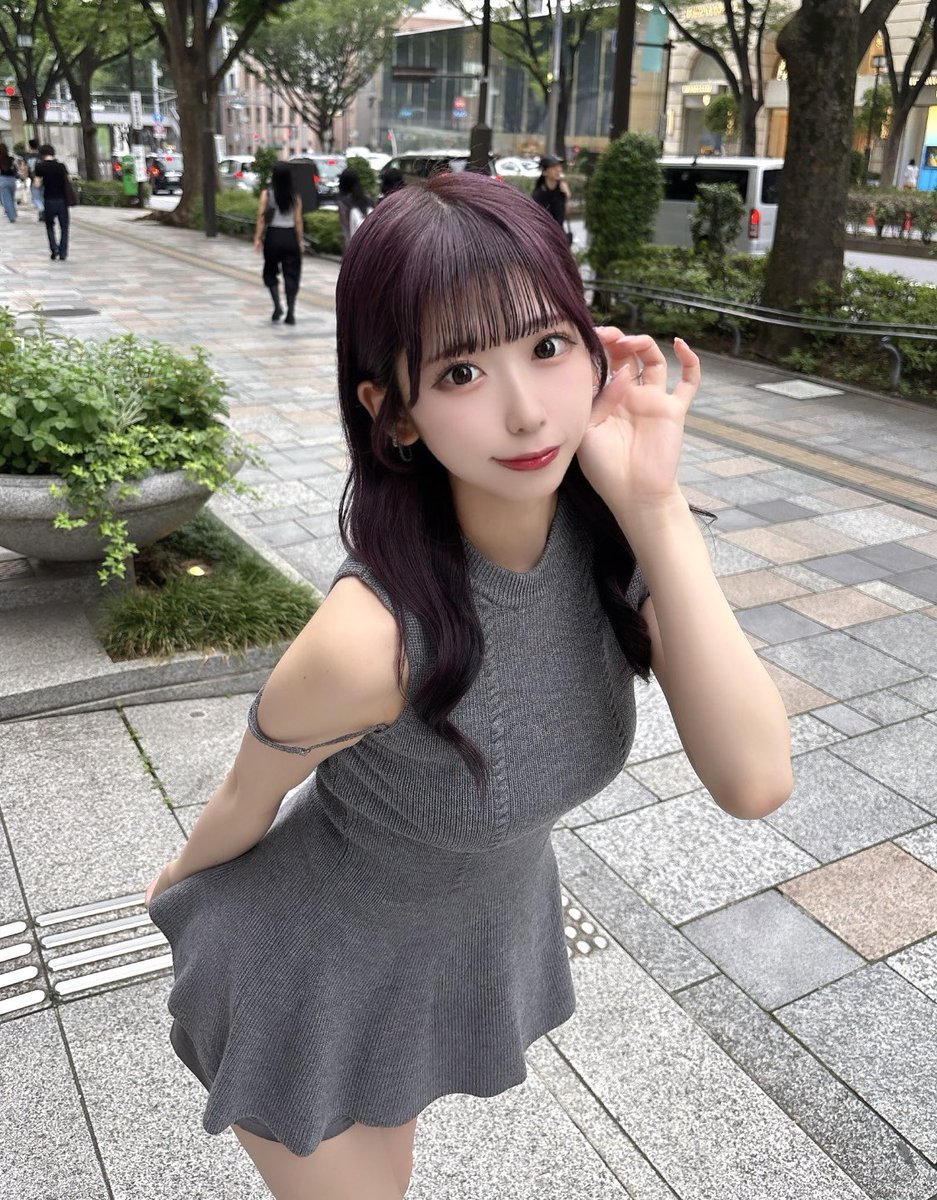 _kuro1107_'s tweet photo. 6年振りにアイドル復帰する高身長お姉さん👼🏻
推してくれたら幸せにしてあげる❕♡ https://t.co/kWVAVNhHgb
