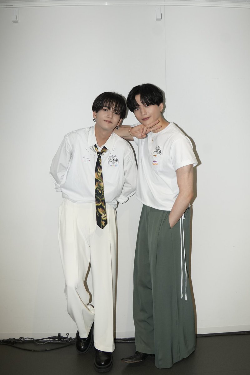 fantastics_fext's tweet photo. FANTASTICS VOCALIST LIVE 2026
 "山羊と犬" DAY-2
 ⁺‧┈┈┈┈┈┈┈┈┈┈┈┈‧⁺

DAY-2 東京公演2日間
ありがとうございました🎤

🎧SETLISTはこちら
https://t.co/RGElPz5AtD

そして本日 #HBD堀夏 🎂
会場の皆さんとお祝い!!
https://t.co/aS3cqmphV7

11月の神戸公演もお楽しみに✨

#山羊と犬
#FANTASTICS