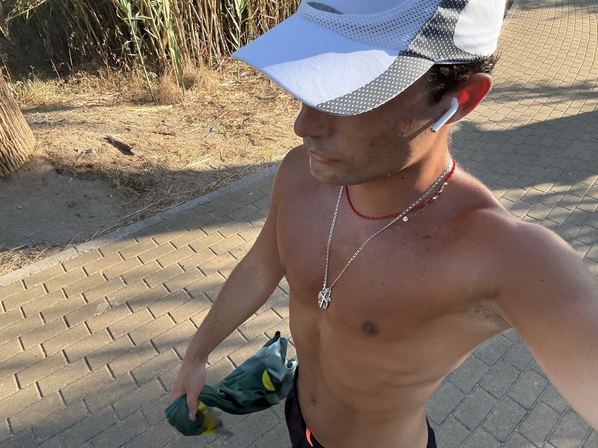 cristobalortga's tweet photo. ☀️🏃 https://t.co/UVQGqbq2Nl