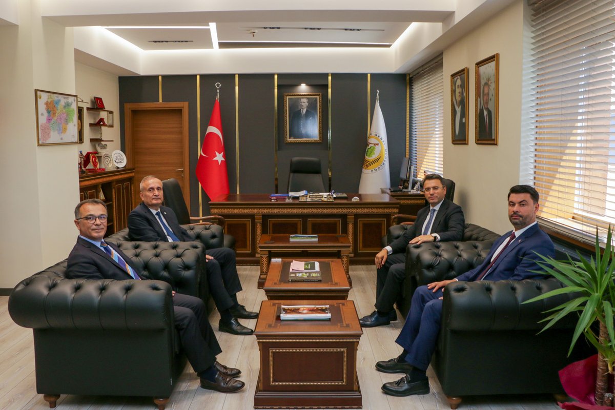 boluobm's tweet photo. Tarım ve Orman Bakanlığı Personel Genel Müdürümüz Sayın Seyfullah Arslantürk, Bölge Müdürlüğümüzü ziyaret etti. 

https://t.co/B77VVQ6vhg https://t.co/W23ddv0ImO
