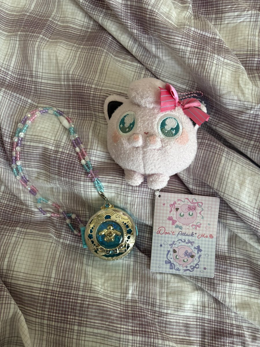 Eilincia's tweet photo. @Doorzo_Service mercari JP haul, this time fidough merch, a Liz Lisa dress and other merch hehe~
Look how well packed and protected everything is !! Again very happy with my experience with #doorzo #japanproxyservice for #pokemon #lizlisa #jiraikei #doorzohaul #proxy #jfashion https://t.co/QiIvokiMl9