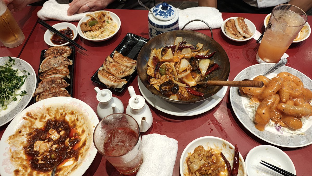 dalinda_bigcom's tweet photo. 中華料理食べチャイナ！
今日は東京支部の同期会🍺 https://t.co/UIkb4jWwCD