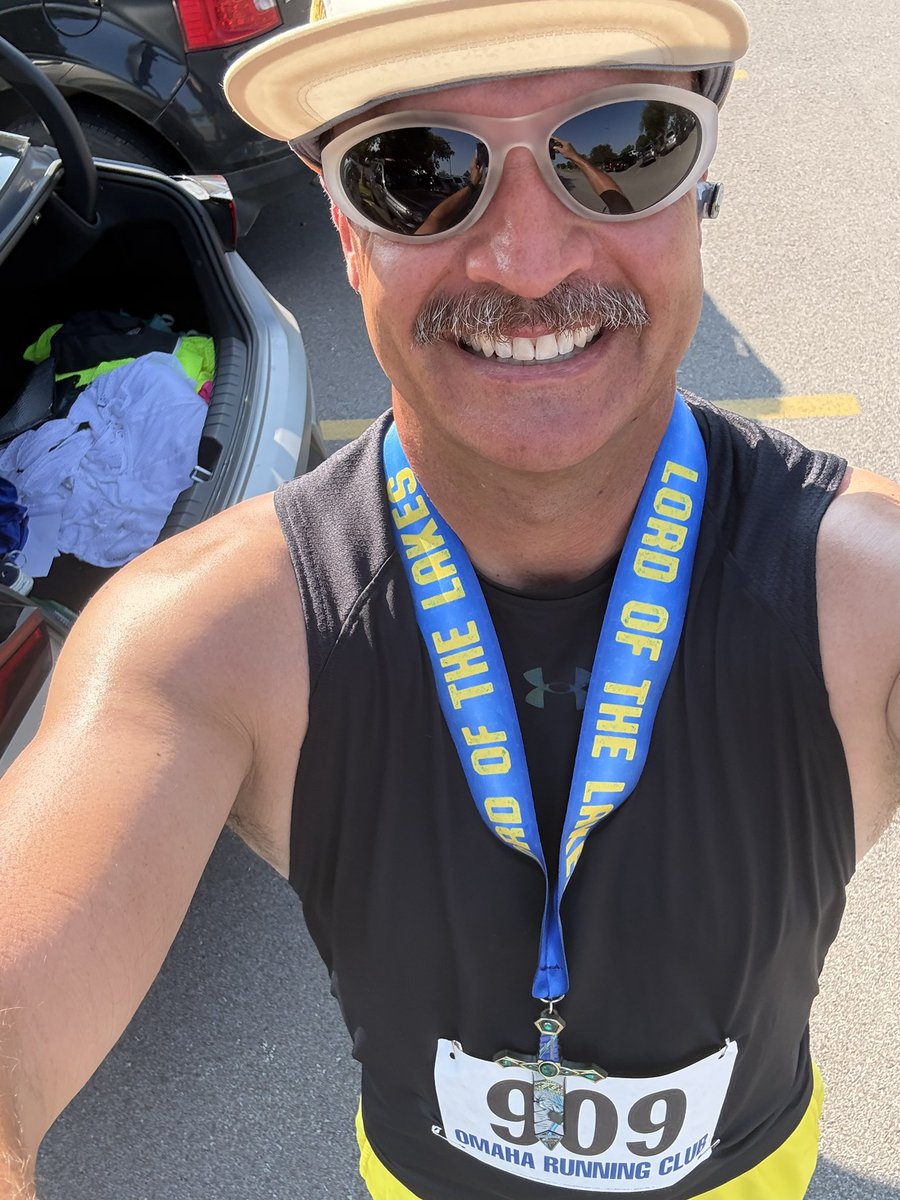 Leftylovato's tweet photo. Sunday morning race day. @OmahaRunClub Lord of the Lakes finale at Wehrspann. 5k warm up, 10k race in my Lanterns. Hardware achieved.
“Won’t be brought down on one knee, fight with all my might and get these demons to flee.”
-Matisyahu https://t.co/0eC1ywiDp4