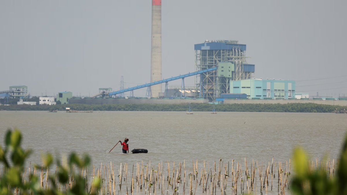 OneStopESG_'s tweet photo. Fair Finance Asia Report Calls for End to Coal Financing Across Five ASEAN Countries
Read More: https://t.co/wBnaxQZUma
#fairfinanceasia #coal #asean #esg #justtransition #climatepolicy #sustainablefinance #energytransition https://t.co/1s7bBaOzTY
